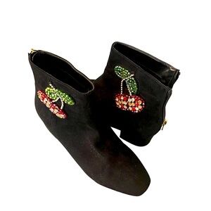 Betsy Johnson women’s boots size 6 ankle  black suede/ rhinestone trim